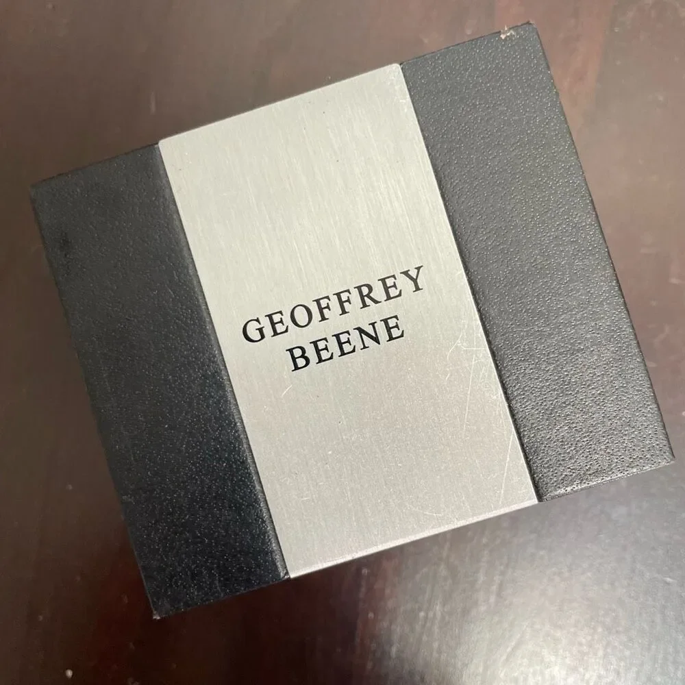 NIB Geoffrey Beene Cufflinks Medal Man Silver Black Rhinestone
